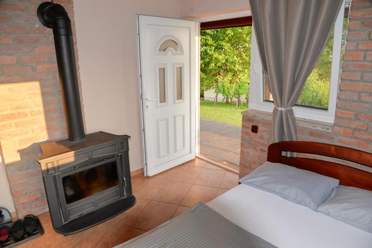 Guest House Blazevic Gornja Gracenica Exterior photo