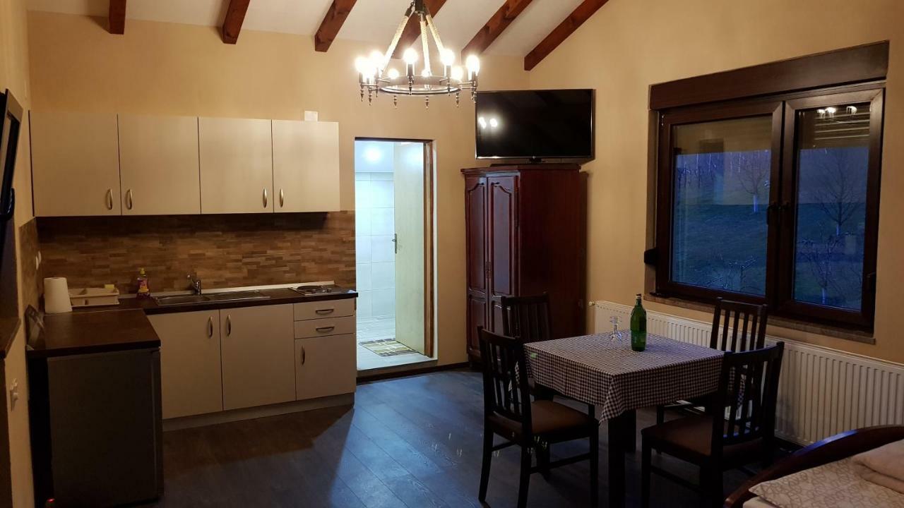 Guest House Blazevic Gornja Gracenica Exterior photo